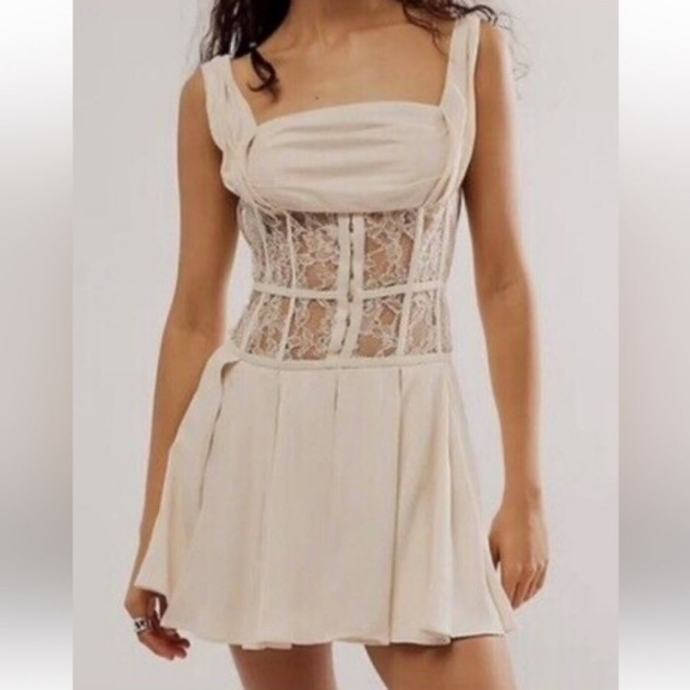 Free People Odette Mini Dress Sz 2 NWT - Picture 4 of 9